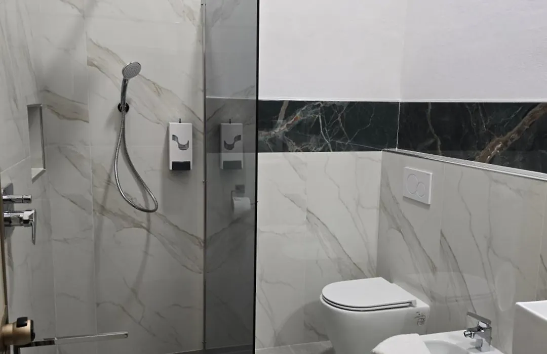 Hotel Alba Serravalle-1